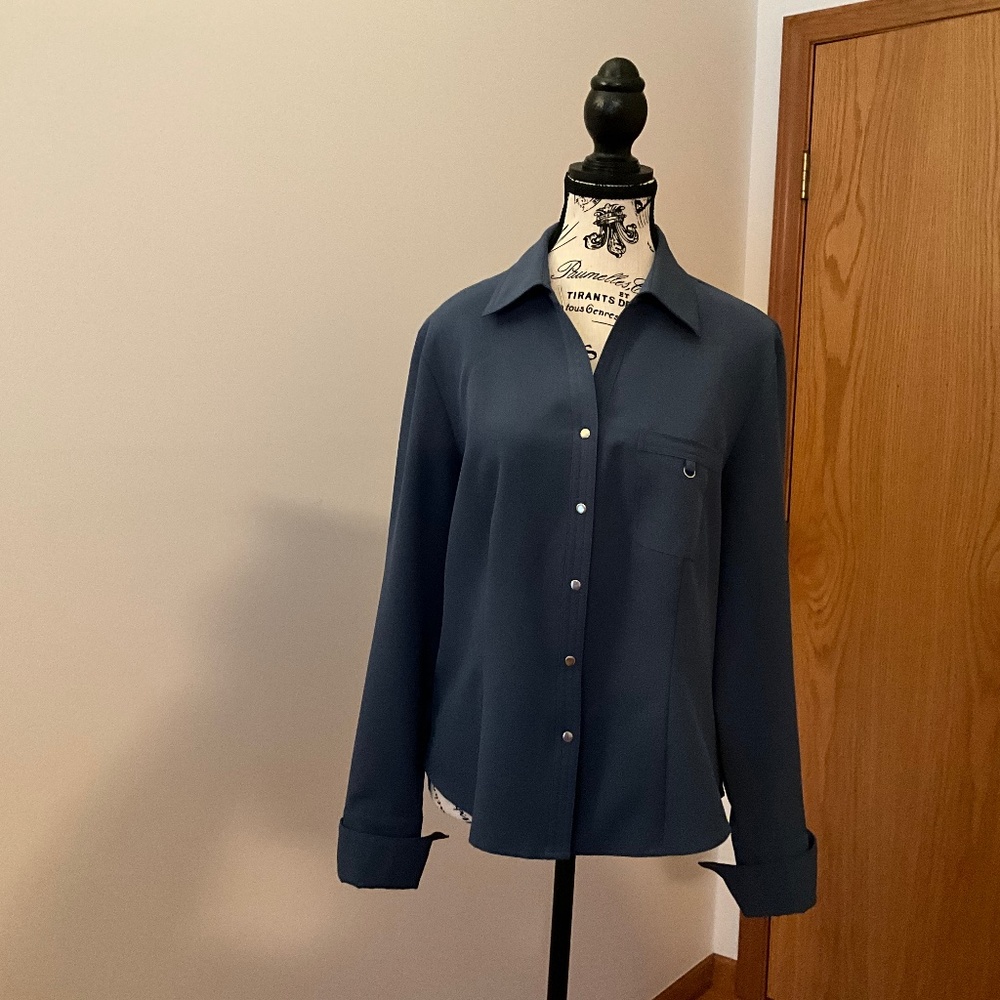 Kathy Che Business Casual Blouse Navy color Size 14